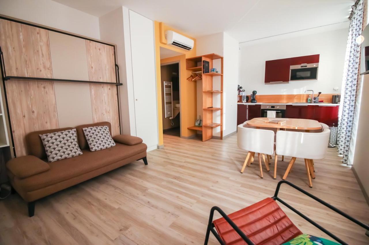 Les Halles Positives, Draps compris Sarlat Extérieur photo