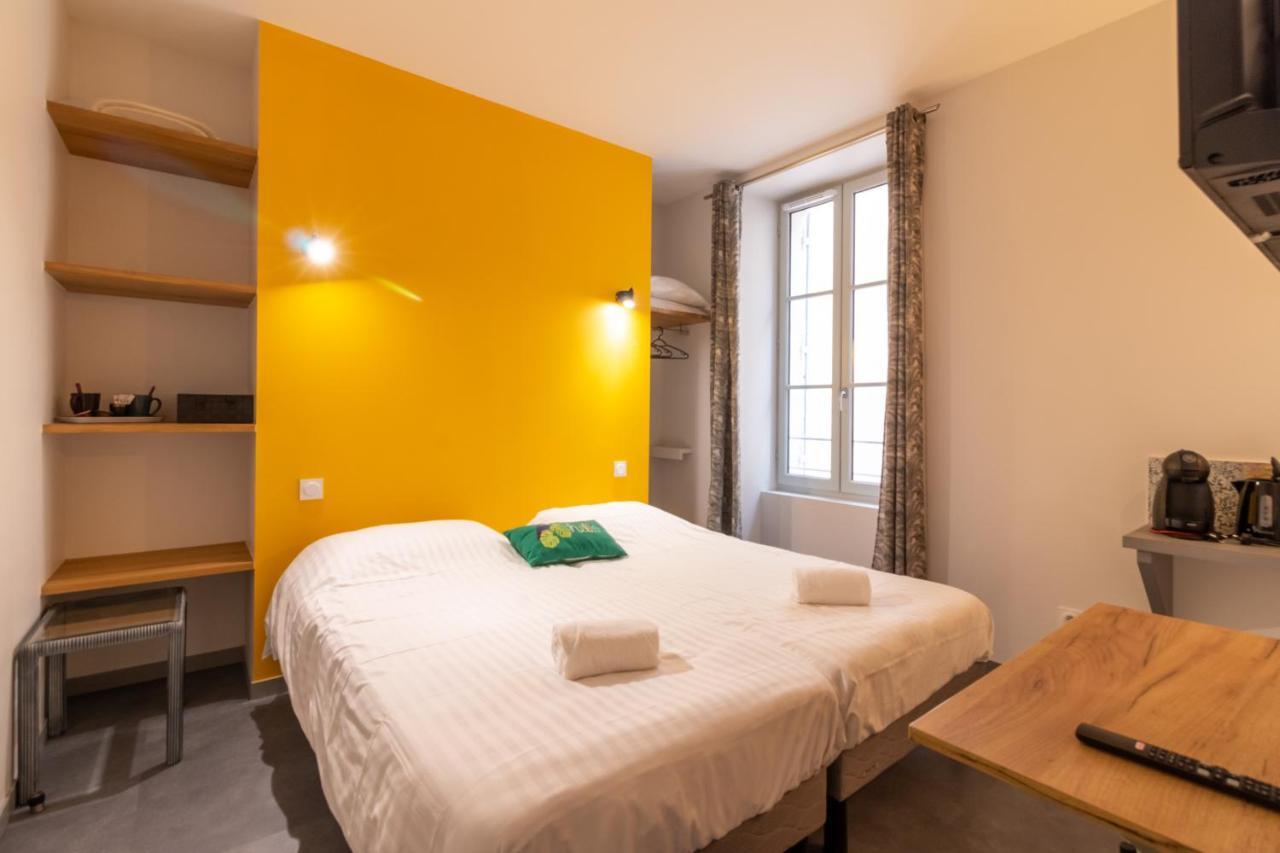 Les Halles Positives, Draps compris Sarlat Extérieur photo